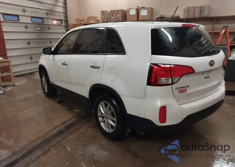 2015 Kia Sorento Lx из США, поврежденный, VIN 5XYKTCA66FG552013